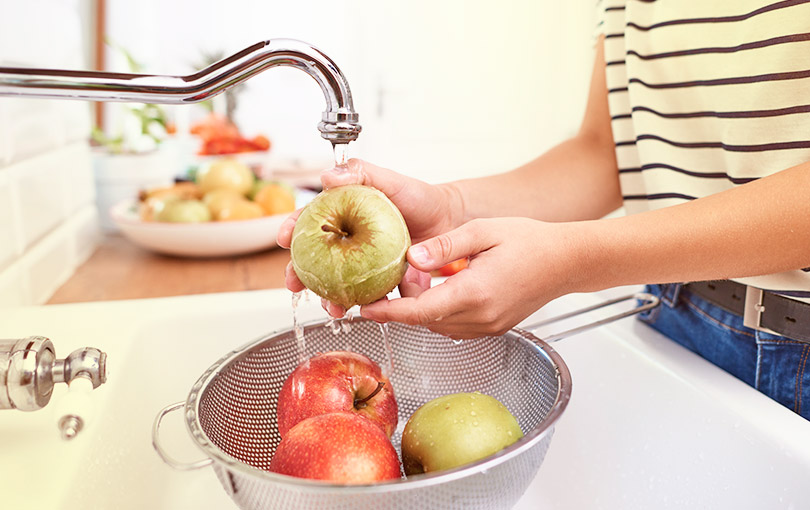 Saiba como fazer a higienização correta dos alimentos